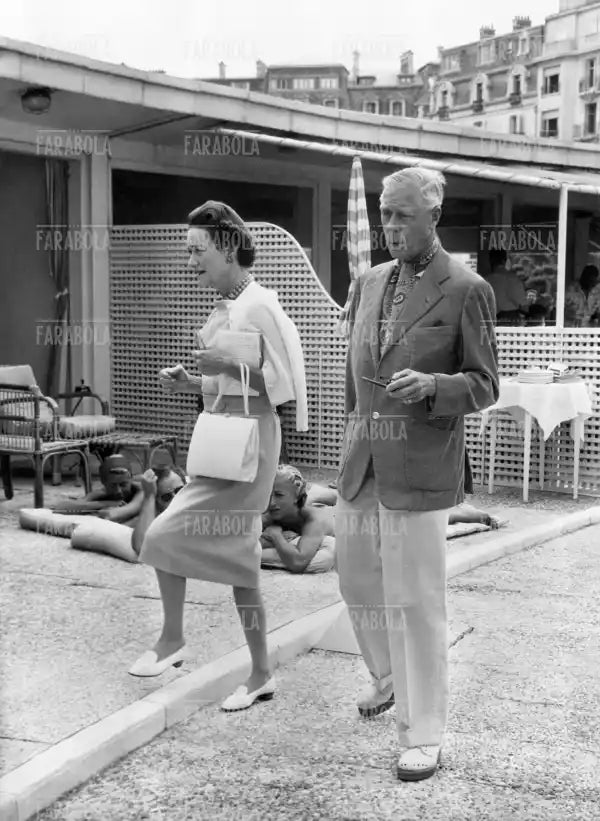 I Duchi di Windsor Edoardo e Wallis Simpson in vacanza, Biarritz, 1958 - Farabola Immagine digitale