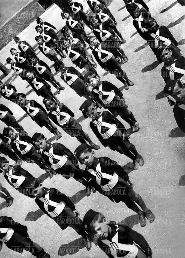 I Figli della Lupa della Prima Leva, Roma, 1935 - Farabola Immagine digitale