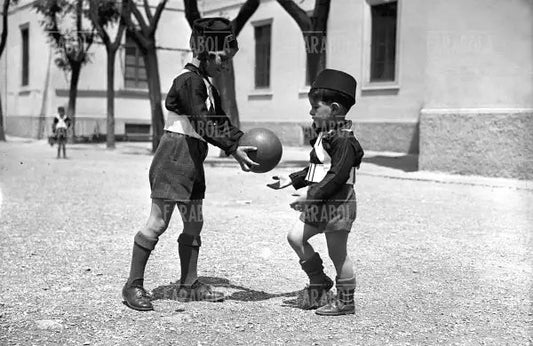I Figli della Lupa della Prima Leva, Roma, 1935 - Farabola Immagine digitale