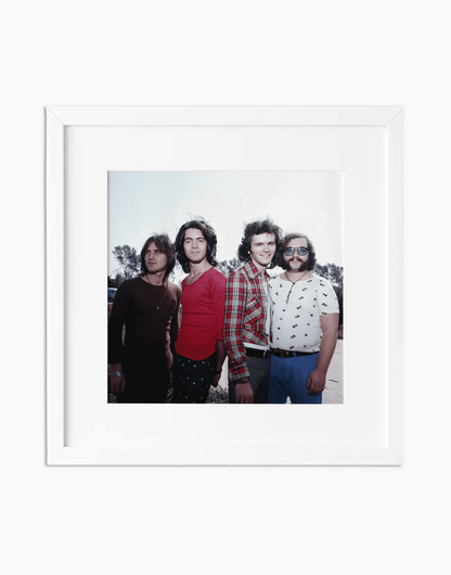 I Pooh, 1971 — stampa fine art con cornice bianca