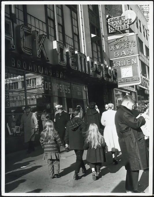 Il bar di Jack Dempsey a New York 1962 Ft 37937 - Stampa 20x15 cm - Farabola Stampa ai sali d'argento