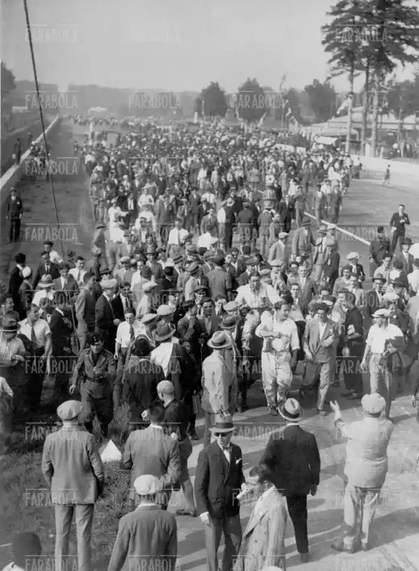 Il conte Brilli Peri al Gp d'Italia, 1925 - Farabola Immagine digitale