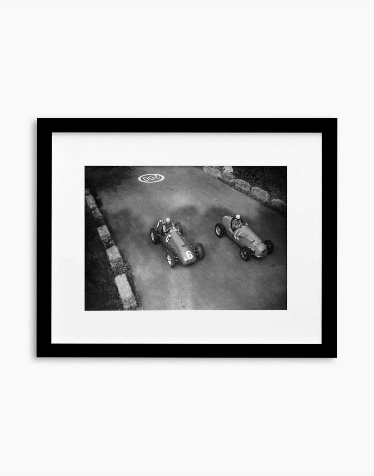 Il duello tra Ascari e Manzon, Gp di Monza 1951 — stampa fine art con cornice nera