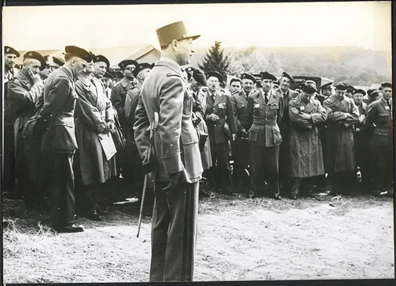 Il generale Noiret parla ai suoi uomini 1962 Ft 37623 - Stampa 18x13 cm - Farabola Stampa ai sali d'argento