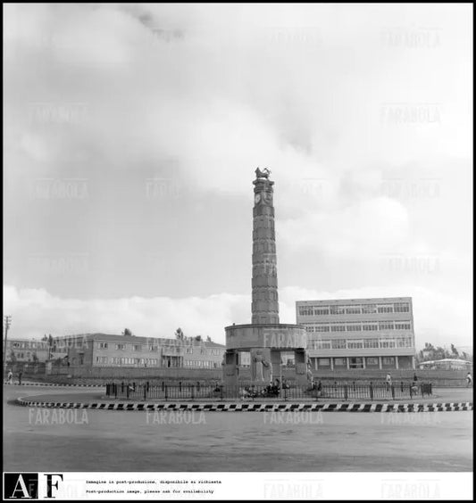 Il monumento Arat Kilo ad Addis Abeba, 1958 - Farabola Immagine digitale