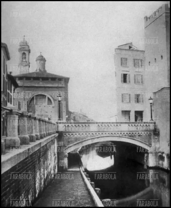 Il Naviglio all'incrocio col corso di Porta Ticinese, Milano, 1864 - Farabola Immagine digitale