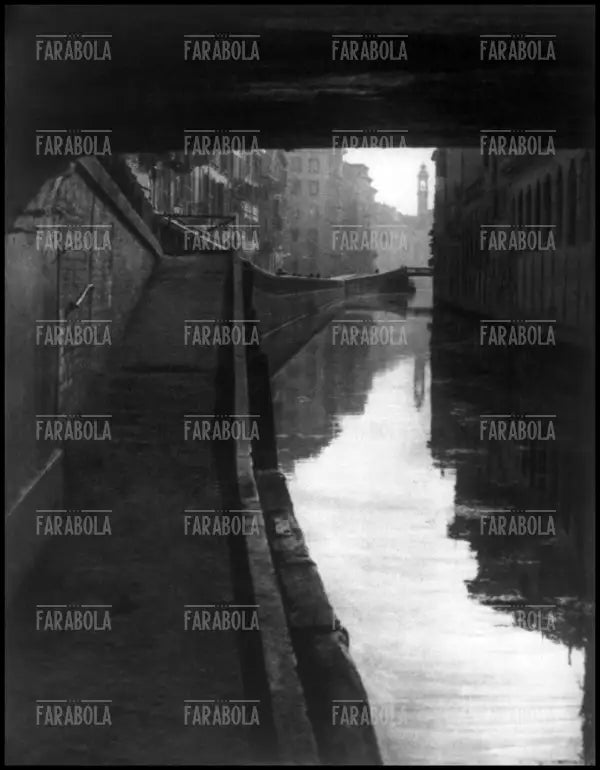 Il Naviglio in via Molino delle Armi, Milano, fine Ottocento - Farabola Immagine digitale