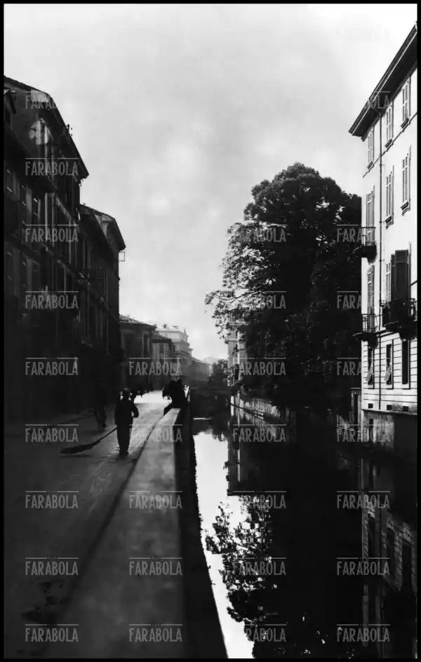 Il Naviglio in via Senato, Milano, anni 50 - Farabola Immagine digitale