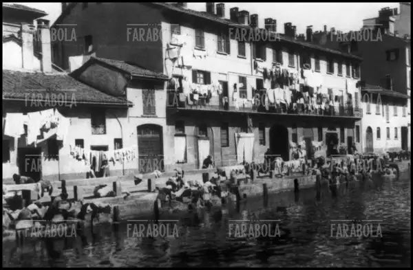 Il Naviglio Pavese, Milano, fine Ottocento - Farabola Immagine digitale