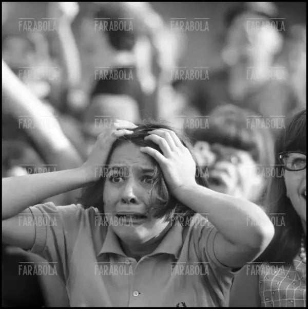 Il pubblico, Concerto dei Beatles, Velodromo Vigorelli, Milano, 1965 - Farabola Immagine digitale
