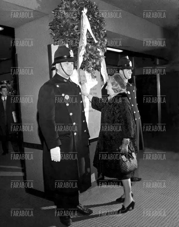 Inaugurazione del nuovo tratto Pagano - Gambara metropolitana di Milano, 1966 - Farabola Immagine digitale