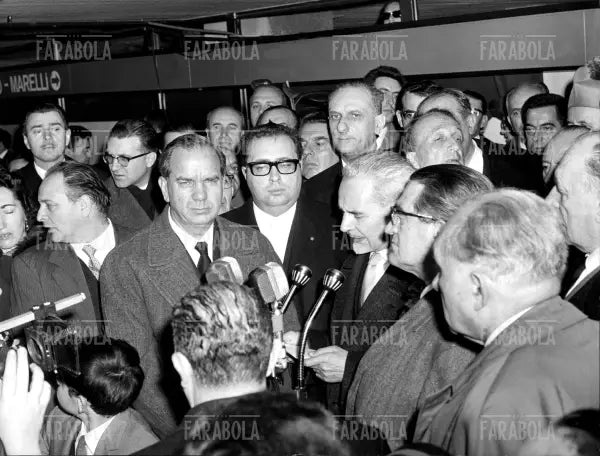 Inaugurazione della metropolitana di Milano Lotto Sesto - Marelli, 1964 - Farabola Immagine digitale