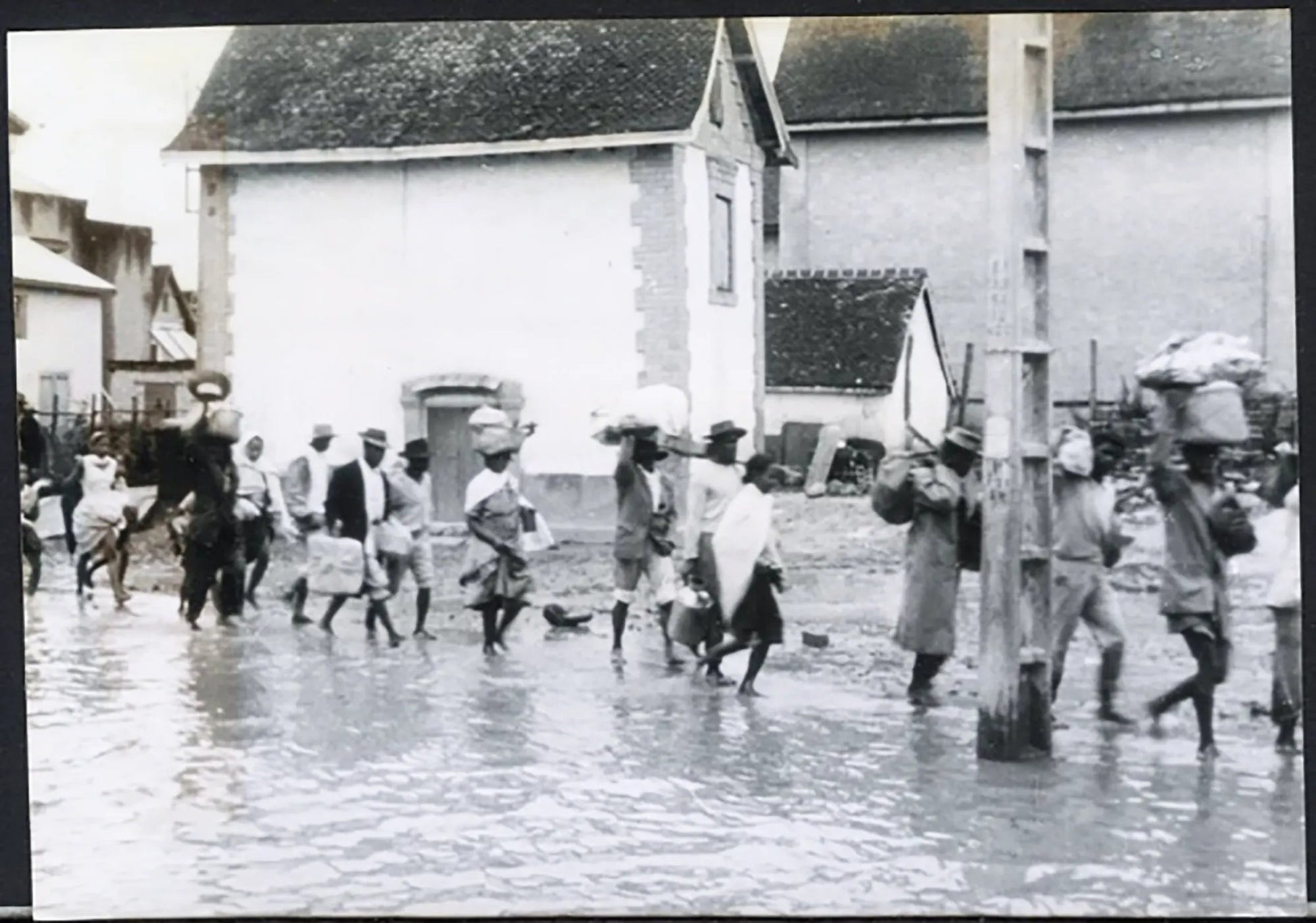 Inondazioni in Madagascar 1959 Ft 5211 - Stampa 13x18 cm - Farabola Stampa ai sali d'argento