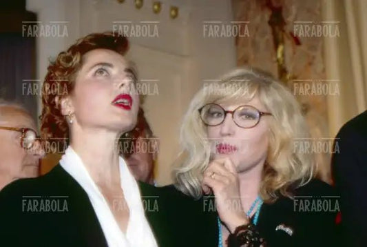 Isabella Rossellini e Monica Vitti, Festival di Cannes, 1992 - Farabola Immagine digitale