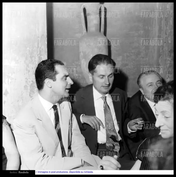 Italo Calvino e Carlo Cassola, Premio Strega, 1960 - Farabola Immagine digitale