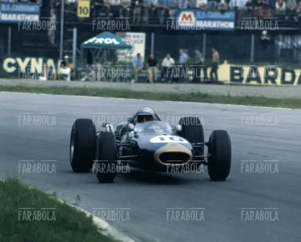 Jack Brabham su Brabham - Repco, Gp di Monza, 1966 - Farabola Immagine digitale