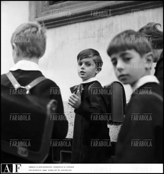 Jacopo Fo il primo giorno di scuola, Milano, 1962 - Farabola Immagine digitale