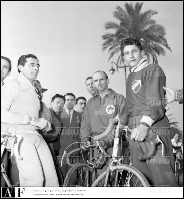 Jacques Anquetil e Fausto Coppi, 1954 - Farabola Immagine digitale