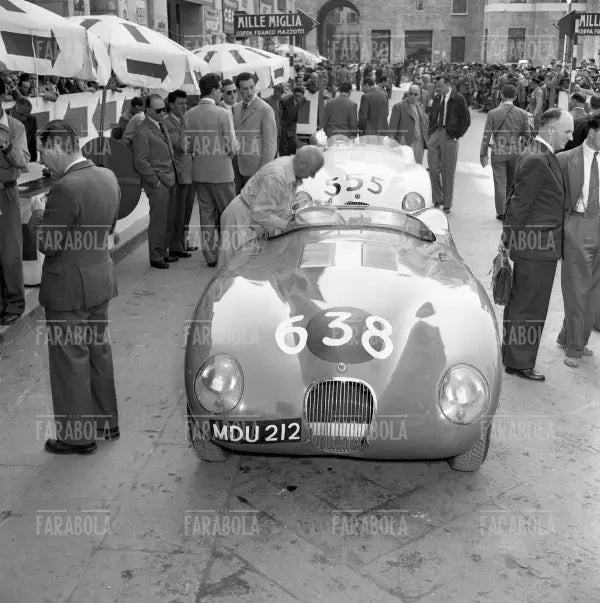 Jaguar C - type, Mille Miglia, 1953 - Farabola Immagine digitale