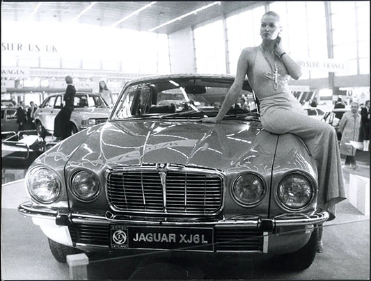 Jaguar X J 6L Salone Auto Parigi 1974 Ft 36671 - Stampa 24x18 cm - Farabola Stampa ai sali d'argento