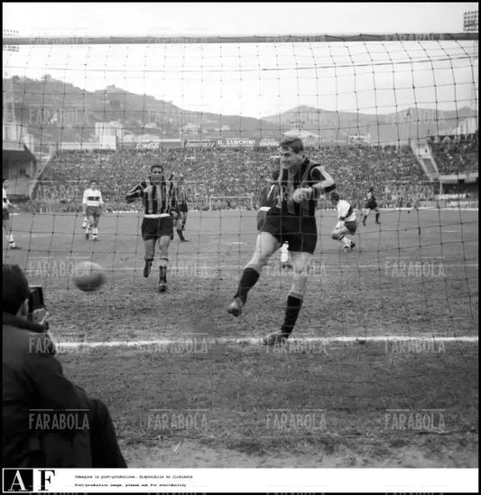Jair e Giacinto Facchetti, Genoa vs Inter, 1962 - Farabola Immagine digitale