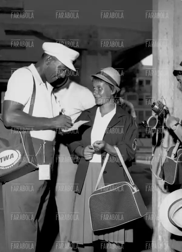 Jesse Owens, Olimpiadi di Roma, 1960 - Farabola Immagine digitale