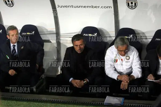 José Mourinho e Giuseppe Baresi, Juventus-Inter, 2009 - Farabola Immagine digitale