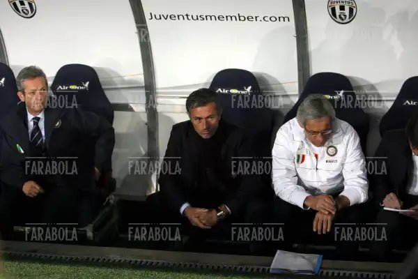 José Mourinho e Giuseppe Baresi, Juventus-Inter, 2009 - Farabola Immagine digitale