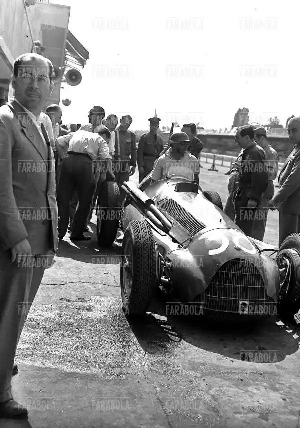 Juan Manuel Fangio, Gp di Monza, 1951 - Farabola Immagine digitale