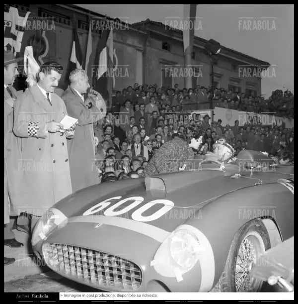 Juan Manuel Fangio su Ferrari 290MM, Mille Miglia, 1956 - Farabola Immagine digitale