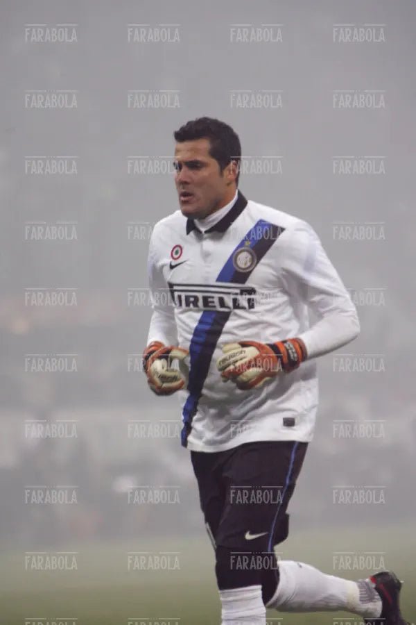 Julio Cesar, Milan vs Inter, 2012 - Farabola Immagine digitale
