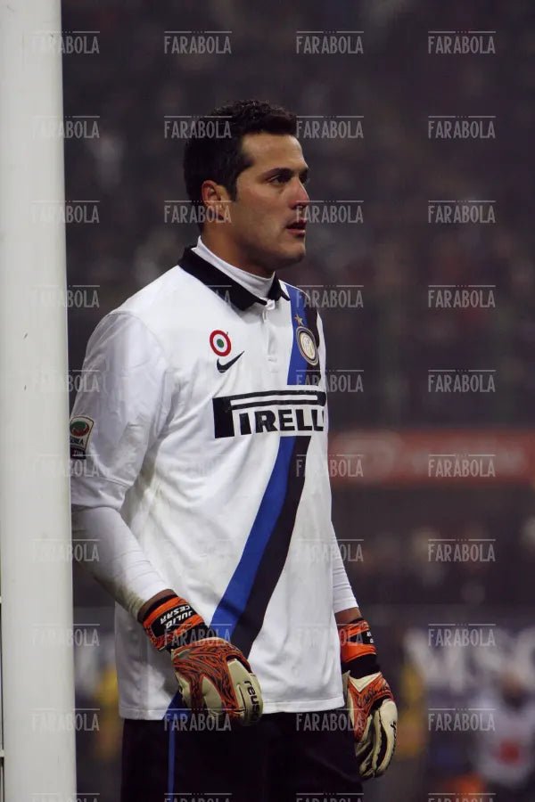 Julio Cesar, Milan vs Inter, 2012 - Farabola Immagine digitale