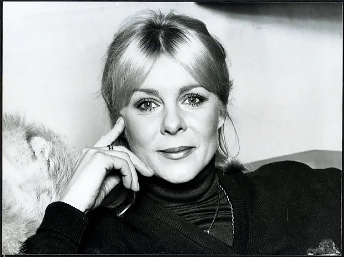 June Ritchie Londra 1982 Ft 36765 - Stampa 20x15 cm - Farabola Stampa ai sali d'argento