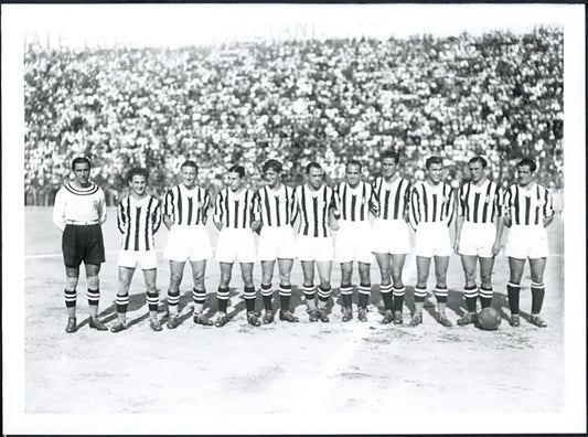 Juventus Formazione 1933 Ft 5421 - Stampa 24x18 cm - Farabola Stampa ai sali d'argento (anni 90)