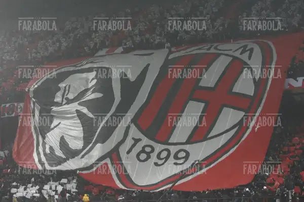 La curva del Milan, Milan vs Inter, 2012 - Farabola Immagine digitale