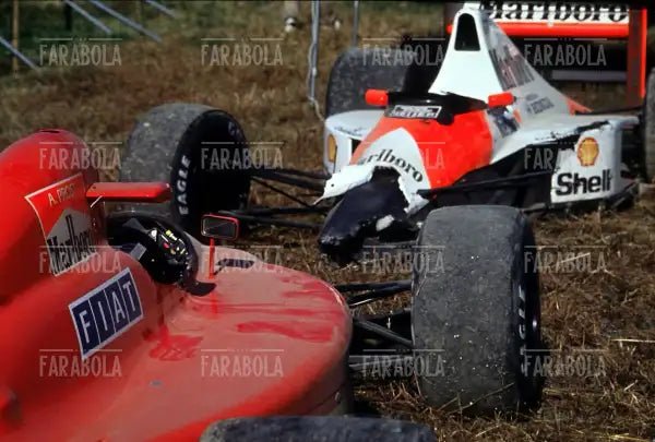 La Ferrari di Prost e la McLaren di Senna, Gp del Giappone, 1990 - Farabola Immagine digitale