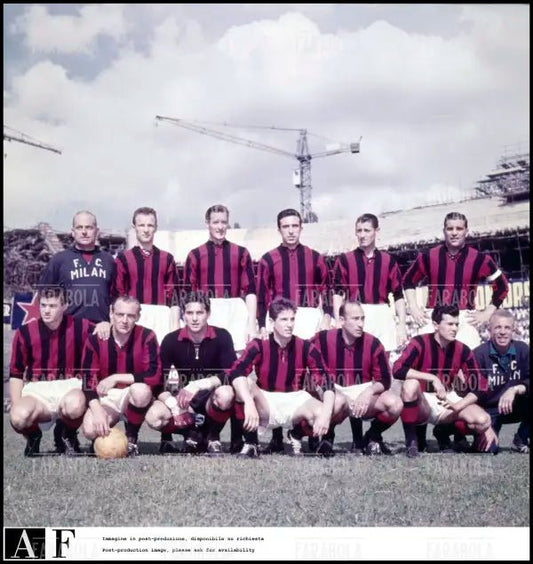 La formazione del Milan, 1954 - Farabola Immagine digitale