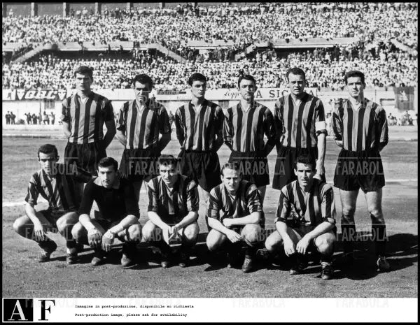 La formazione dell'Inter, Catania vs Inter, 1961 - Farabola Immagine digitale