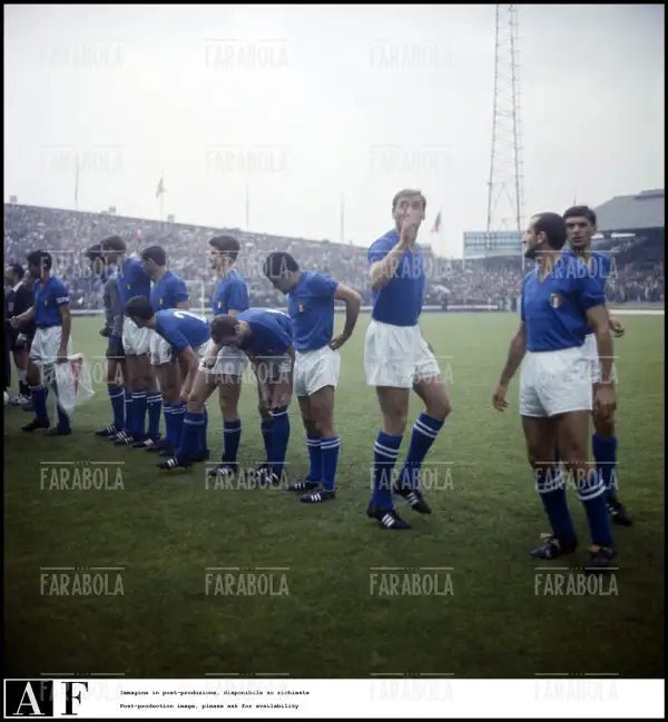 La formazione italiana prima di Italia vs Cile, Mondiali di calcio in Inghilterra, 1966 - Farabola Immagine digitale