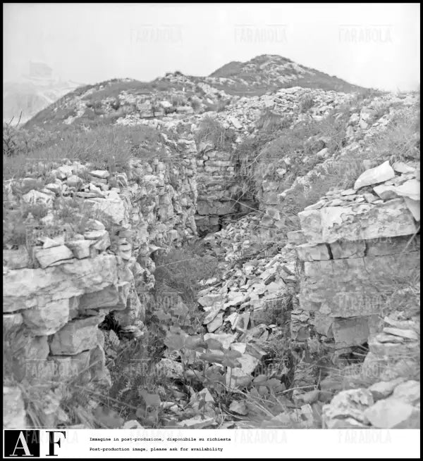 La Galleria Vittorio Emanuele III, Monte Grappa, anni 50 - Farabola Immagine digitale
