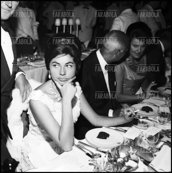 La principessa Soraya al Gran galà allo Sporting d'Eté, Monte Carlo, 1960 - Farabola Immagine digitale