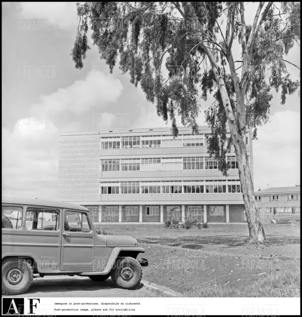 La scuola italiana ad Addis Abeba, 1958 - Farabola Immagine digitale