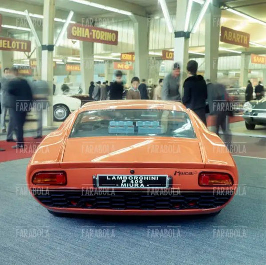 Lamborghini Miura, Salone dell'Auto di Ginevra, 1966 - Farabola Immagine digitale