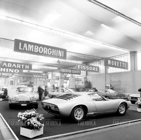 Lamborghini Miura, Salone dell'Auto di Ginevra, 1966 - Farabola Immagine digitale