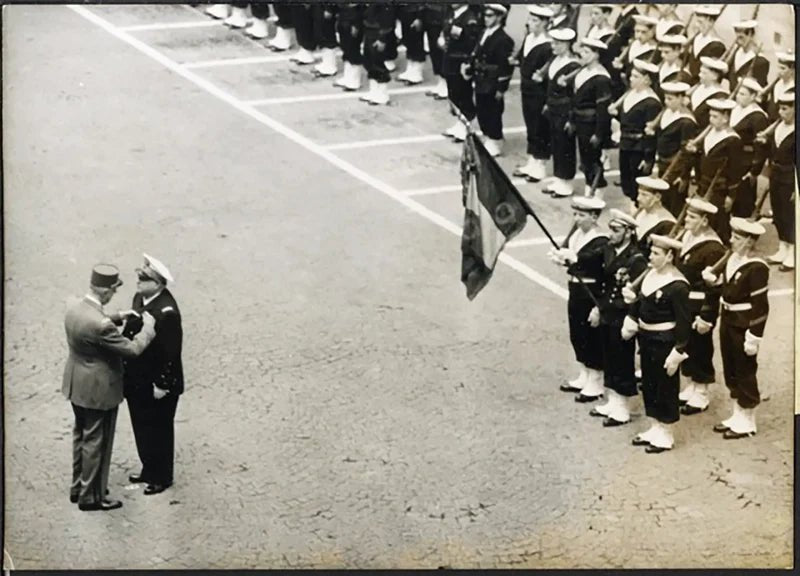 L'ammiraglio Nomy e il generale De Gaulle 1960 Ft 37606 - Stampa 18x13 cm - Farabola Stampa ai sali d'argento
