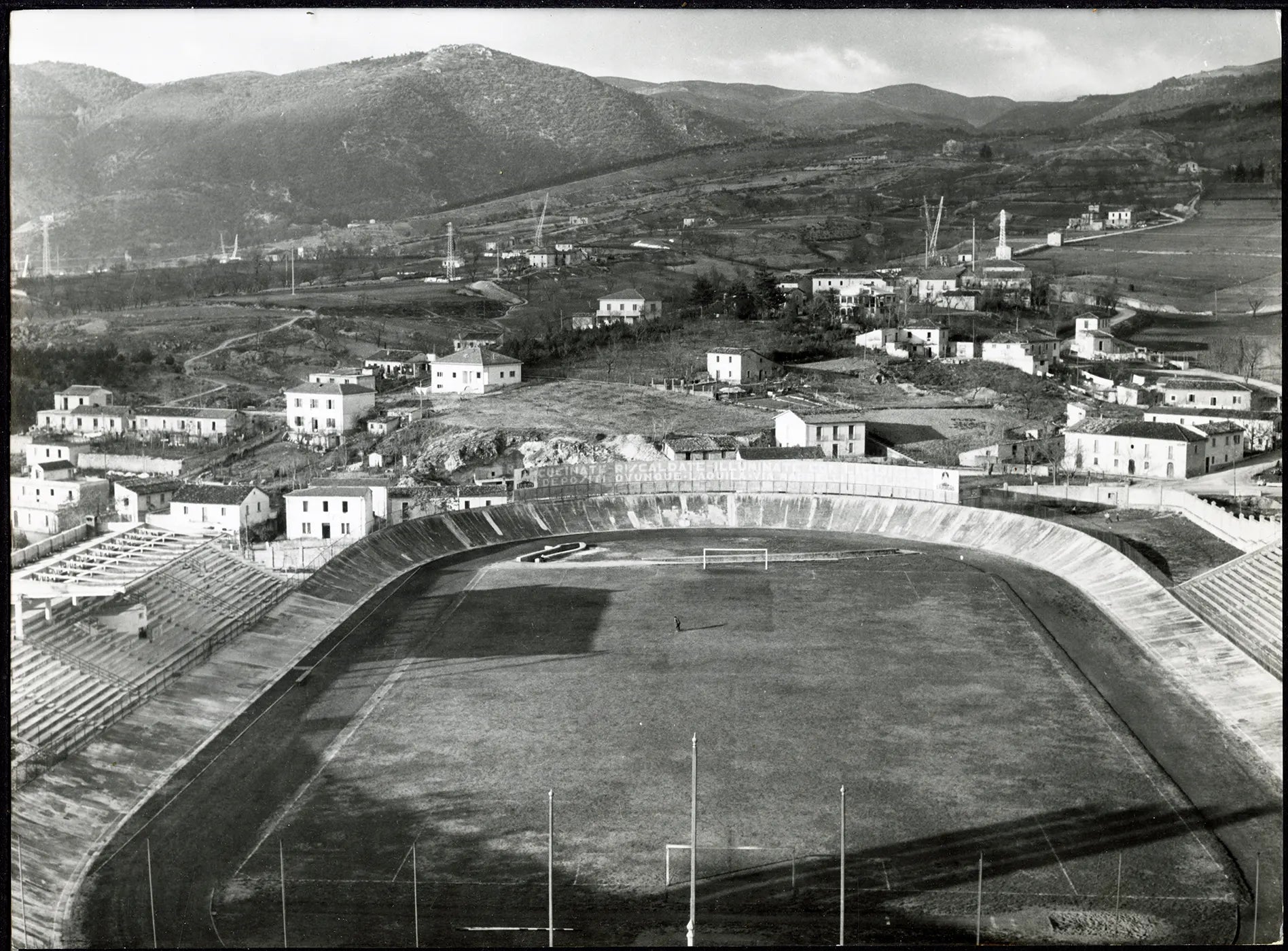 L'Aquila Campo sportivo 1958 Ft 36262 - Stampa 24x18 cm - Farabola Stampa ai sali d'argento