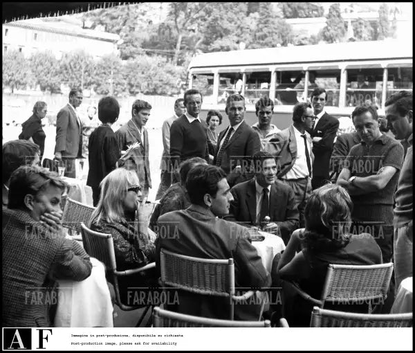 Laura Betti e Pier Paolo Pasolini in via Veneto, 1963 - Farabola Immagine digitale