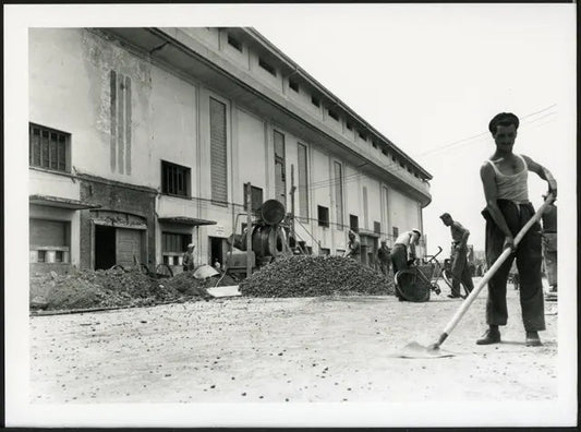 Lavori allo stadio di S. Siro Milano 1954 Ft 4145 - Stampa 24x18 cm - Farabola Stampa ai sali d'argento (anni 90)