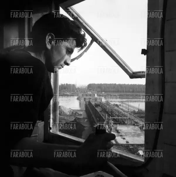 Lavori di costruzione dell'Autostrada del Sole, 1958 - Farabola Immagine digitale