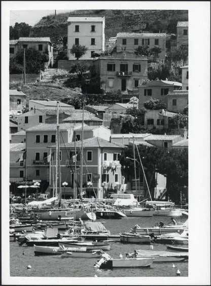 Lazio Porto azzurro isola d'Elba anni 90 Ft 3544 - Stampa 24x18 cm - Farabola Stampa ai sali d'argento